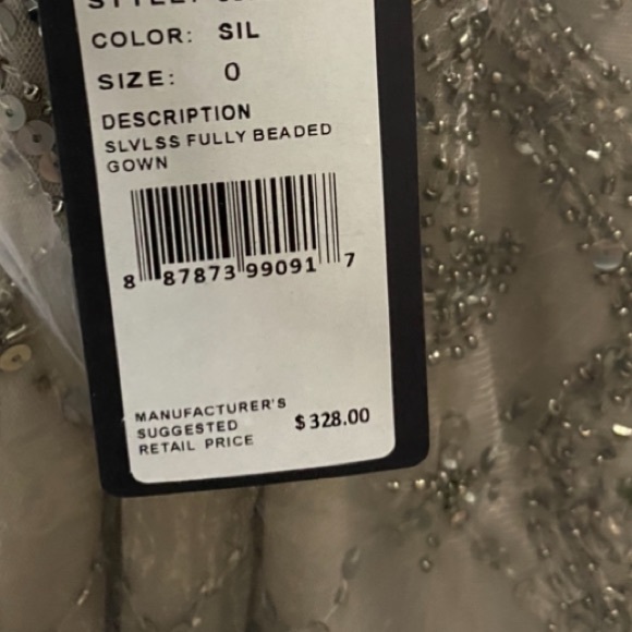 Adrianna Papell beaded sleeveless long gown - Picture 9 of 15